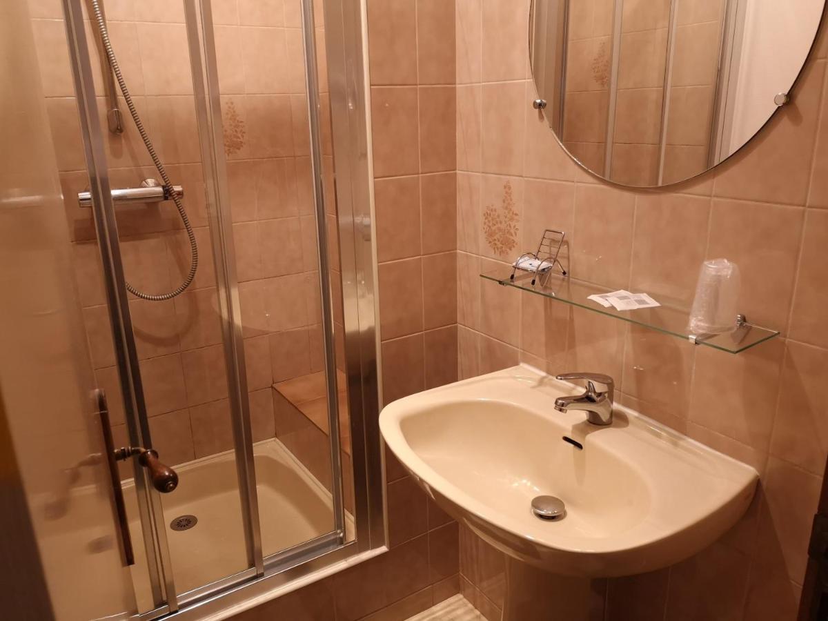 Ancteville Manoir De La Foulerie B&B 외부 사진